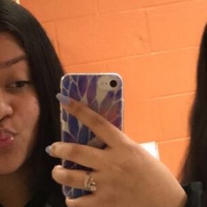 Meet your Posher, Jasmin